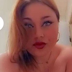 Giulia, Duisburg escorts