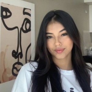 Laura, Waltham escorts