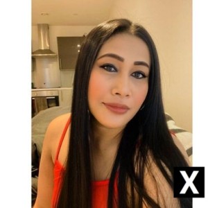 Nadia, Port Talbot escorts