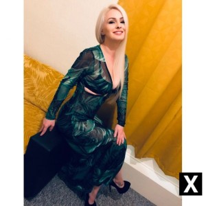 Sofia, Batley escorts