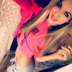 Justine, Bebington escorts