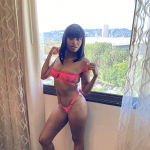 Destinee, Arlington VA escorts