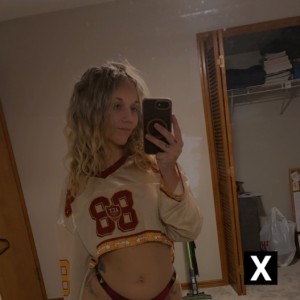Kiwi, Daytona Beach escorts