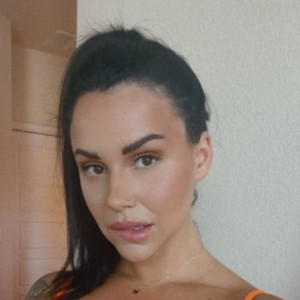 Mirro, Kraków escorts
