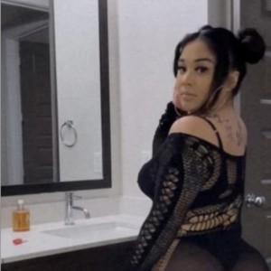 Nickie, Cypress escorts