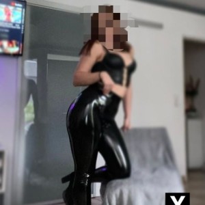 Am Revenit (Zona Mall Coresi) 0732616674, Brașov escorts