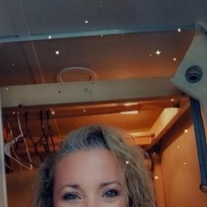 Paris, Hallandale Beach escorts