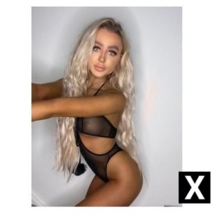 Izza, Redcar escorts