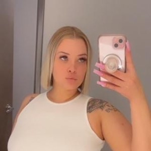 Mariah, Washington escorts