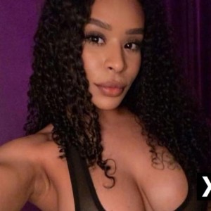 ALEXIA, Dudley escorts