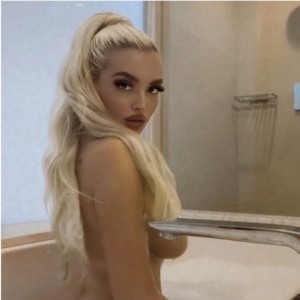 Scarlett, Pomona escorts