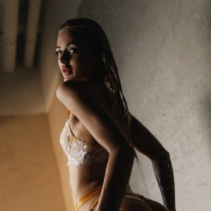 Nika, Hostivice escorts