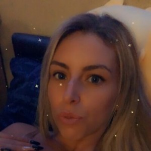 Nicol, Kiel escorts