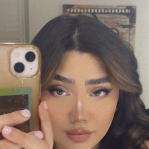 Raven, Garland escorts