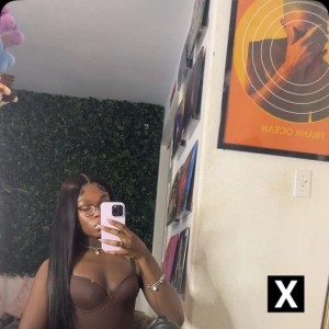 TSMSBrookes, Houston escorts