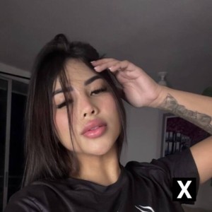 Anjelica, Quincy escorts