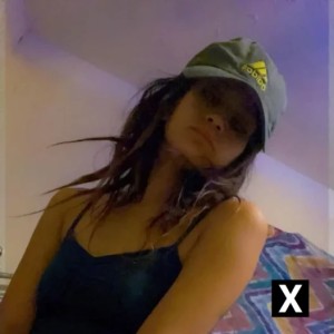 Laloca, Surprise escorts