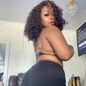 Bonnie, Pentwater escorts
