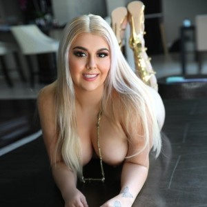 Lindz, Phillipsburg escorts