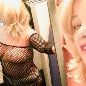 July, Riverton escorts