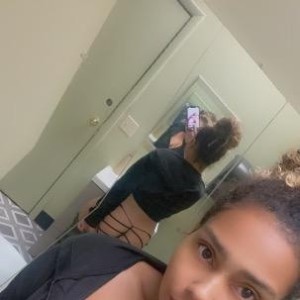 Kenzie, Turner escorts