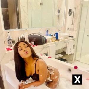 Aja, Clovis escorts
