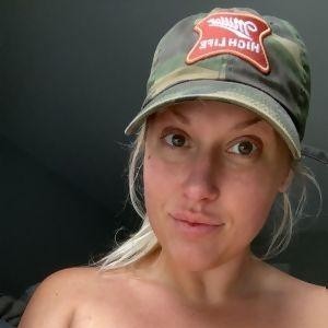 Wanna, Lake Oswego escorts