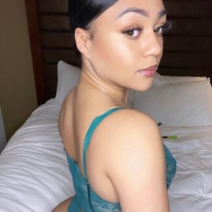Jade, Carbondale escorts