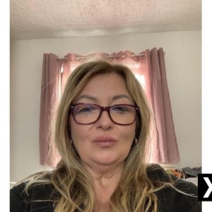 Monic, Cavan escorts