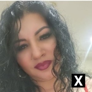 Amanda, Hatfield escorts