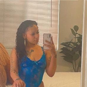 Ari, Columbus GA escorts