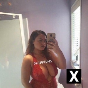 Summer, Bendigo escorts