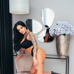 Caren, Szigetszentmiklós escorts