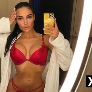 Ella, Kelso escorts