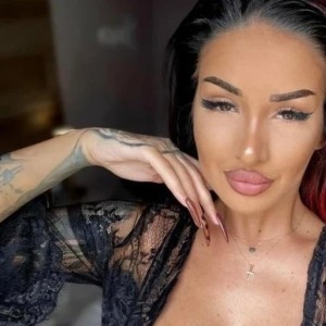 Selena, York escorts