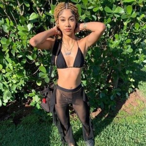 Bri, Cairo escorts
