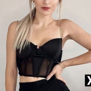 Alina, Arlington Heights escorts