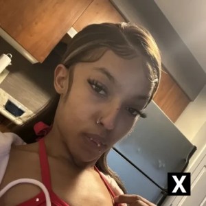 Airyana Mills, Dundalk escorts