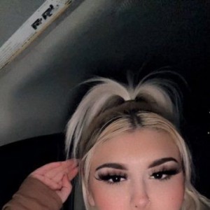 Staci, Herriman escorts