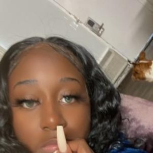 Coco, Manning escorts