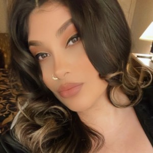 Vanessa, Tracy escorts