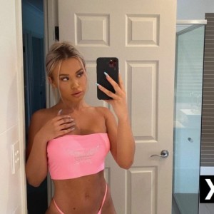 Naomie, Paris escorts