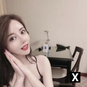 Jerrie, Bloomington MN escorts