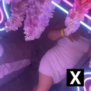 Sara, Halesowen escorts