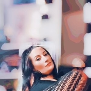 Chloe Kay, Turner escorts