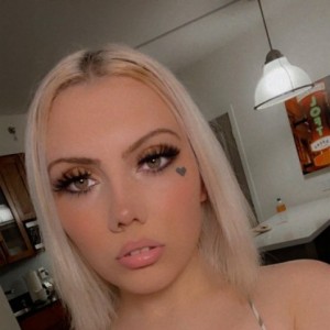 Ari taylor, Opelika escorts