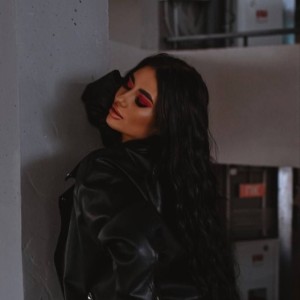 Natella, Łódź escorts