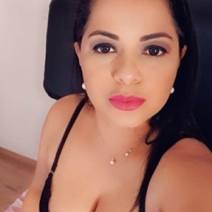 Josiane, Burlington escorts
