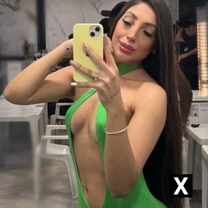 MAYA, East Kilbride escorts