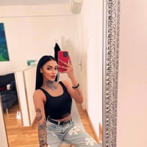 Djulia, Düsseldorf escorts